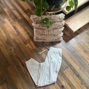 Lululemon Scuba Joggers *French Terry - 8 - Cream/Peach Satin